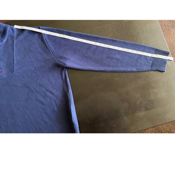 Rare HTF Disney World Castmember Navy Blue Unisex Sweater SzXL - Picture 8 of 13